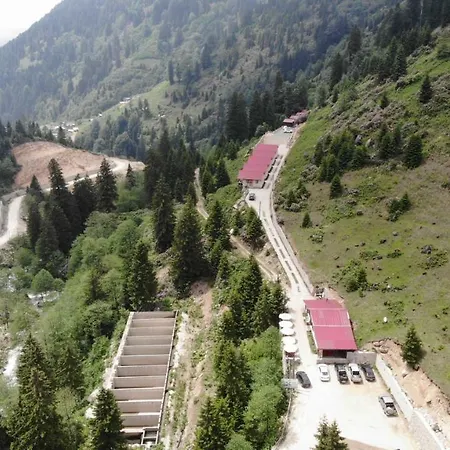 Cise Chalet